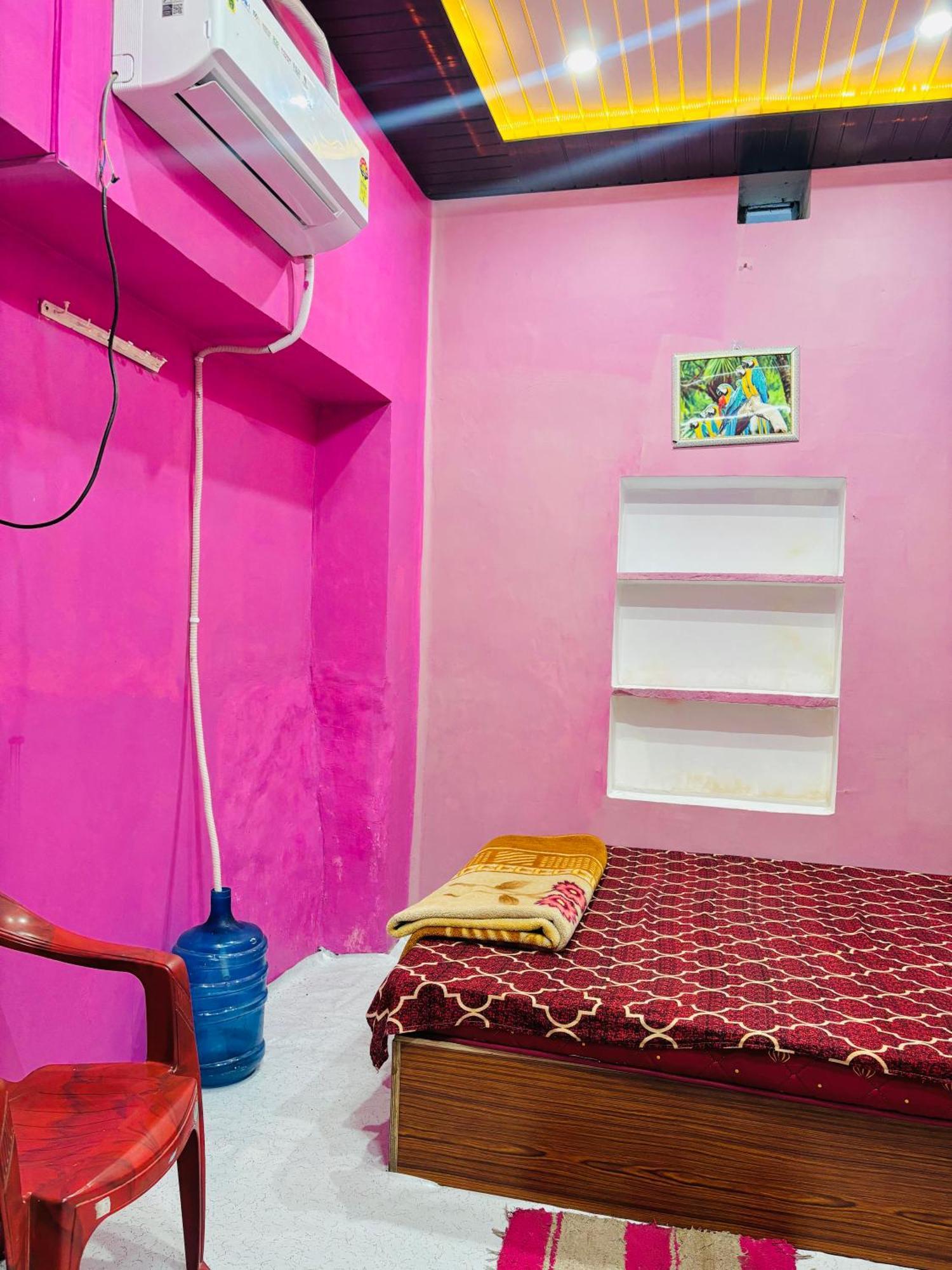 Shivalay Paying Guest House Varanasi Eksteriør billede