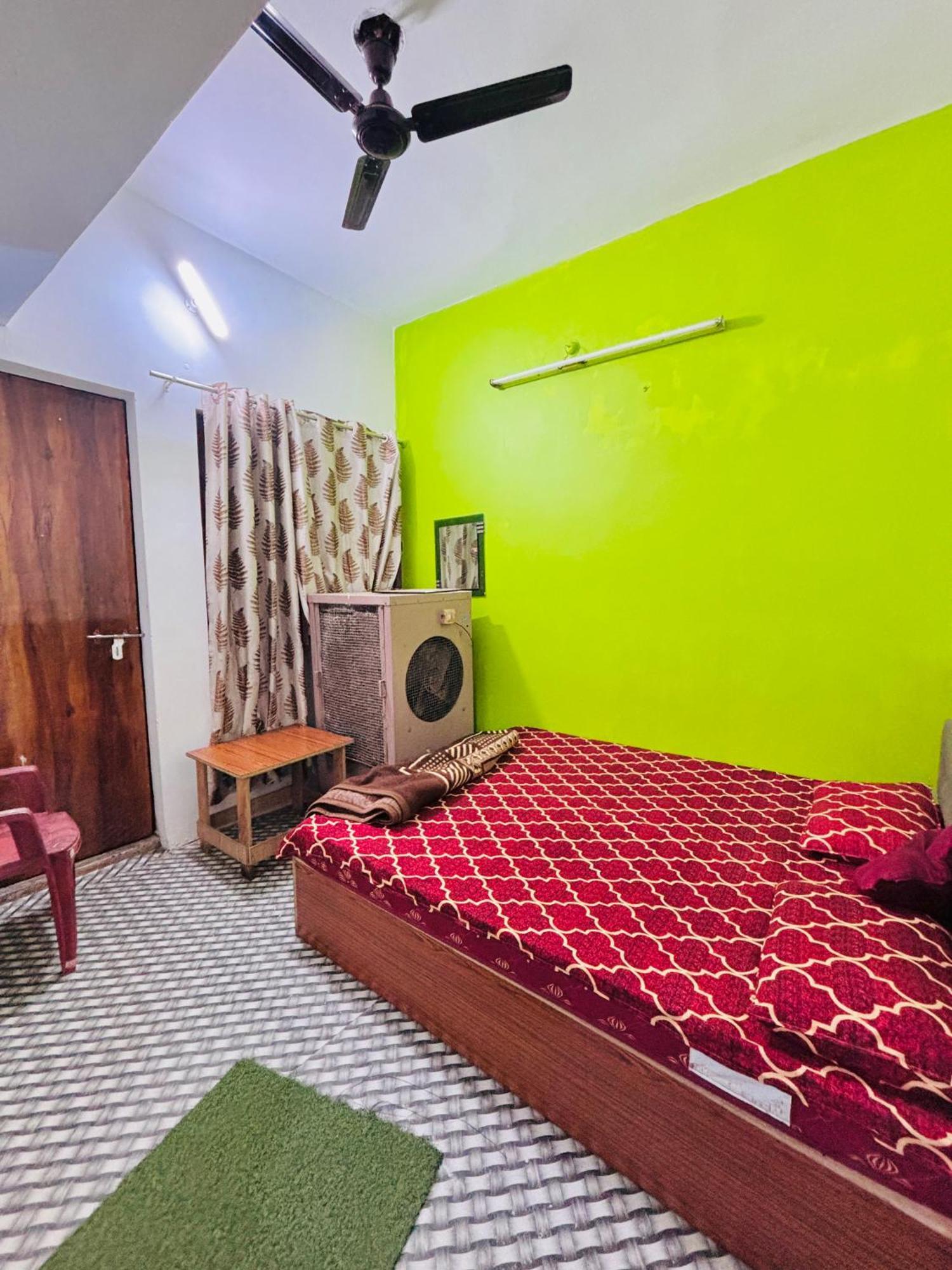 Shivalay Paying Guest House Varanasi Eksteriør billede