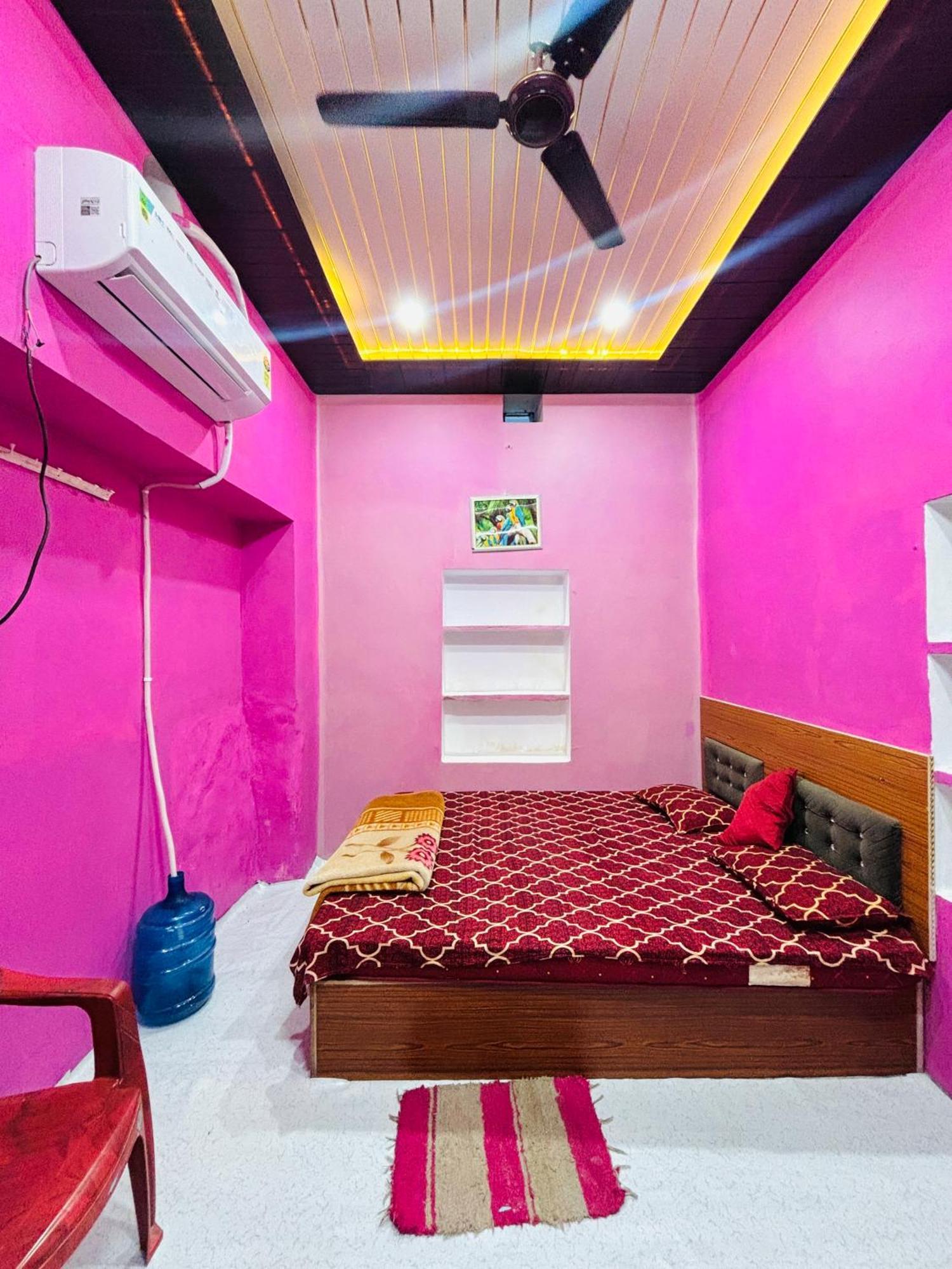 Shivalay Paying Guest House Varanasi Eksteriør billede